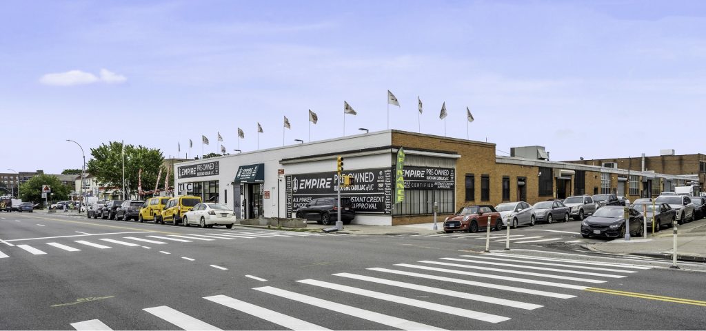 55-02 Broadway, Queens